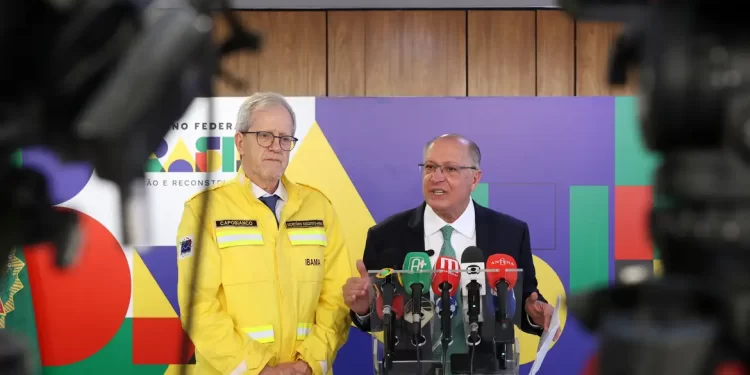 Governo Federal Lança Pacote de Medidas Ambientais e Critica Projeto de Licenciamento