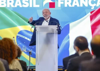 Lula anuncia ratificação do Tratado do Alto Mar ainda em 2025 e compromissos ambientais rumo à COP30