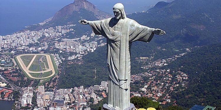 Acordo entre Petrobras e ICMBio vai modernizar acesso ao Cristo Redentor com foco em acessibilidade