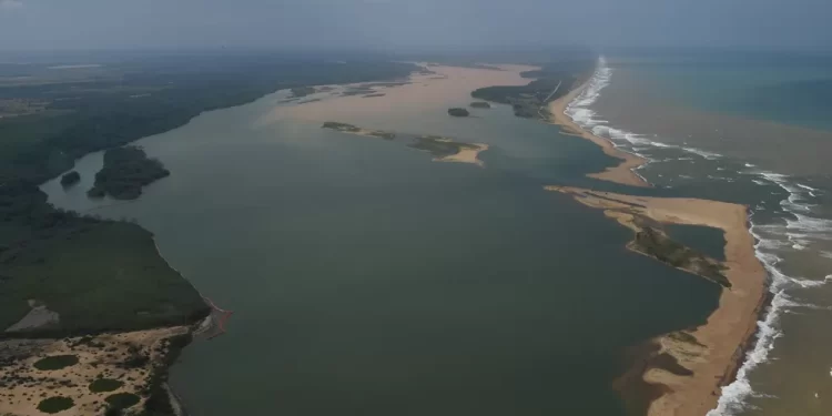 Foz do Rio Doce se torna Área de Proteção Ambiental para recuperar danos do desastre de Mariana