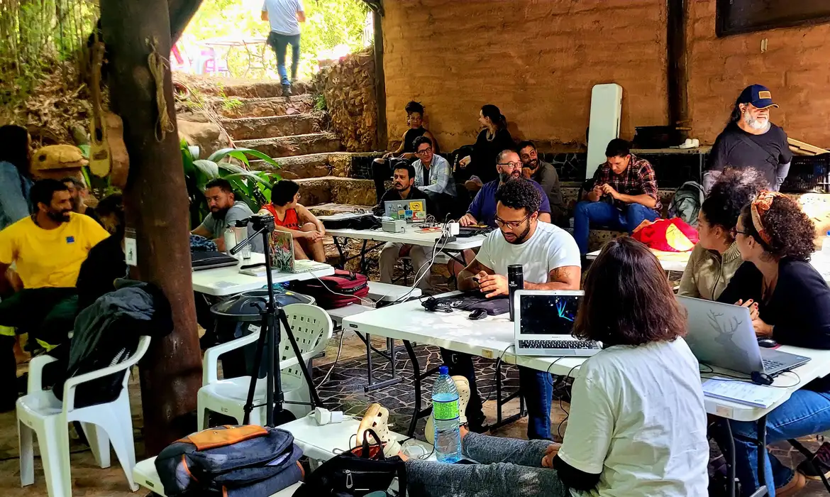 Tecnologia Popular: Instituto desenvolve soluções de baixo custo para combater incêndios no Cerrado