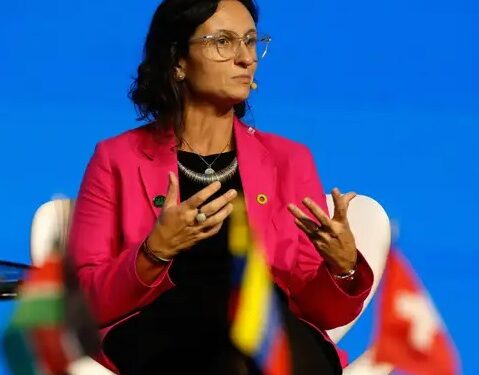 “Investimentos sim, e não como caridade.”